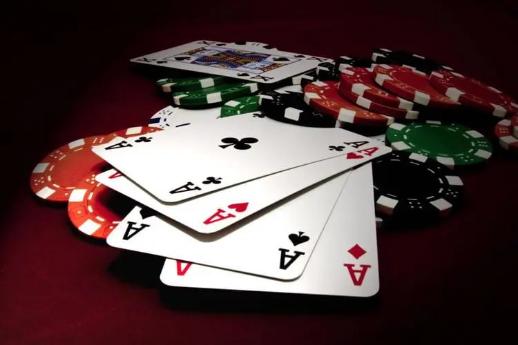Bàn baccarat live casino 58wn phát trực tiếp với dealer chuyên nghiệp